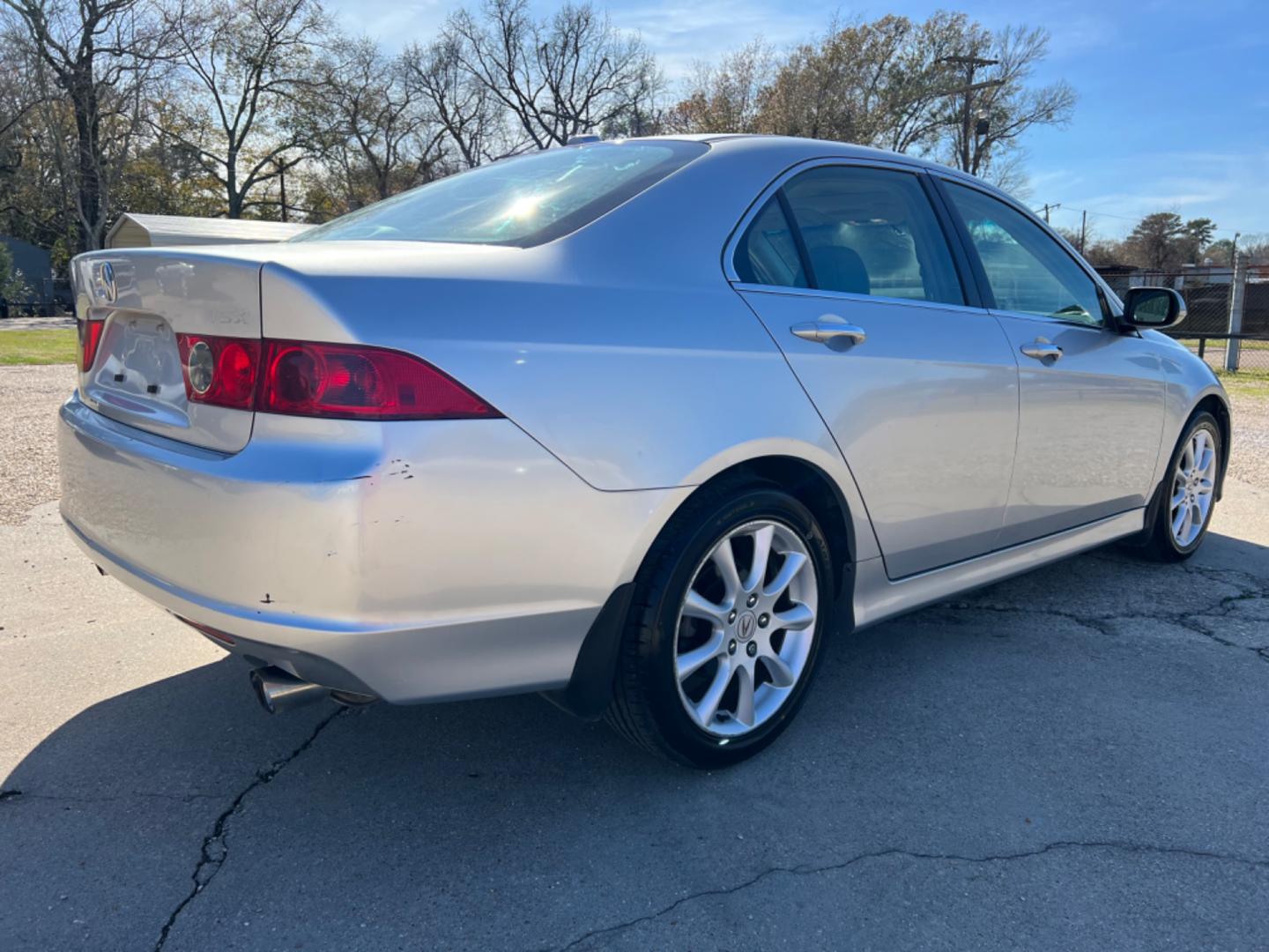 2006 Silver /Gray Acura TSX (JH4CL969X6C) with an 2.4 engine, Automatic transmission, located at 4520 Airline Hwy, Baton Rouge, LA, 70805, (225) 357-1497, 30.509325, -91.145432 - 2006 Acura TSX 2.4L 4 Cylinder, Auto, 126K Miles, Leather, Sunroof, Navigation, Power Windows, Locks & Mirrors, NO IN HOUSE FINANCING. FOR INFO PLEASE CONTACT JEFF AT 225 357-1497 CHECK OUT OUR A+ RATING WITH THE BETTER BUSINESS BUREAU WE HAVE BEEN A FAMILY OWNED AND OPERATED BUSINESS AT THE SAME - Photo#5